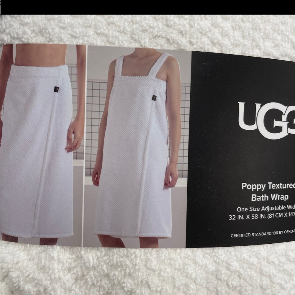 NWT UGG POPPY WHITE Textured Bath Wrap ADJUSTABLE 32 X 58 - Picture 2 of 2
